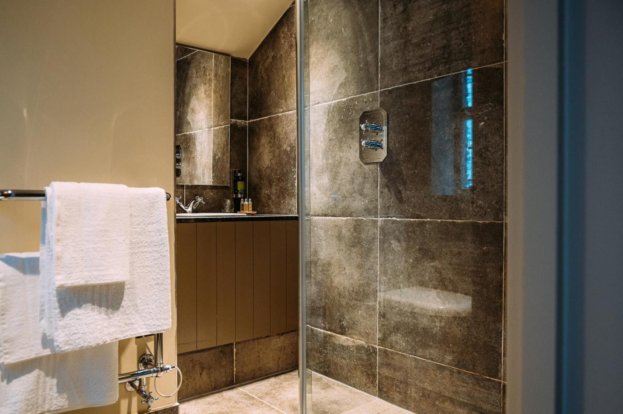 The Assheton Arms Hotel Clitheroe